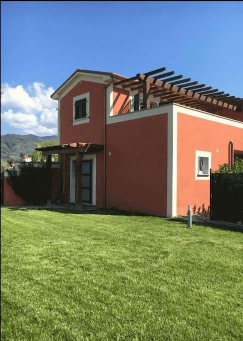 Il Casale Rosso Monolocale Cinque Terre-Toscana Caniparola di Fosdinovo Exterior photo